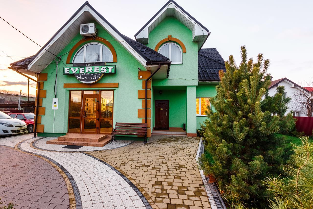 Everest Ivano-Frankivsk Exteriér fotografie